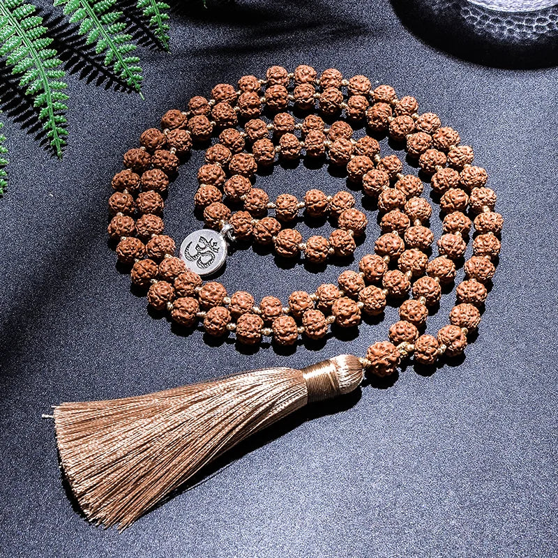 Mala 108 Perles Rudraksha – Collier Noué à la Main, Japamala de Méditation, avec ou sans Bracelet