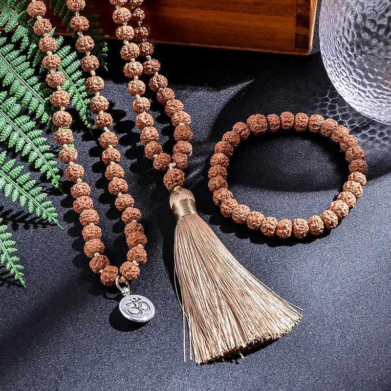 Mala 108 Perles Rudraksha – Collier Noué à la Main, Japamala de Méditation, avec ou sans Bracelet