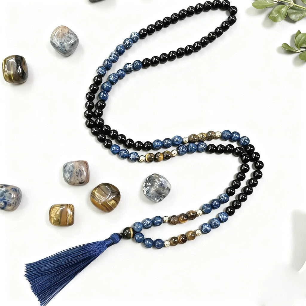 Mala 108 Perles Onyx Noir, Sodalite et Œil de Tigre 8 mm – Collier de Méditation à Pompon