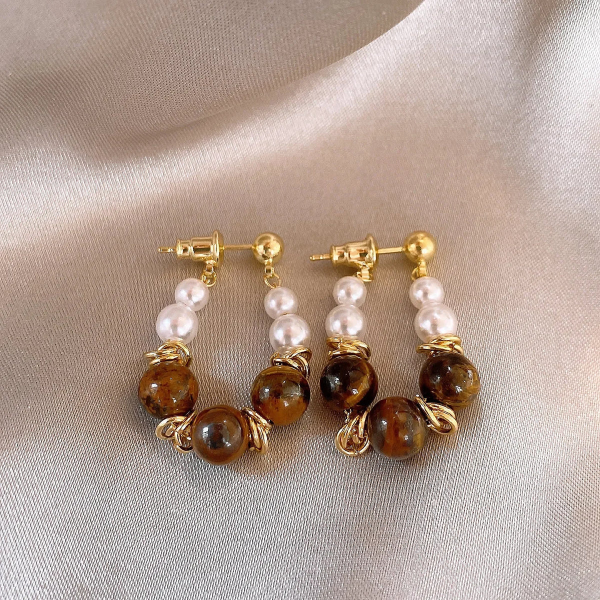 Boucles d'Oreilles Œil de Tigre Dorées – 12 Modèles : Puces, Pendantes, Créoles, Cœurs