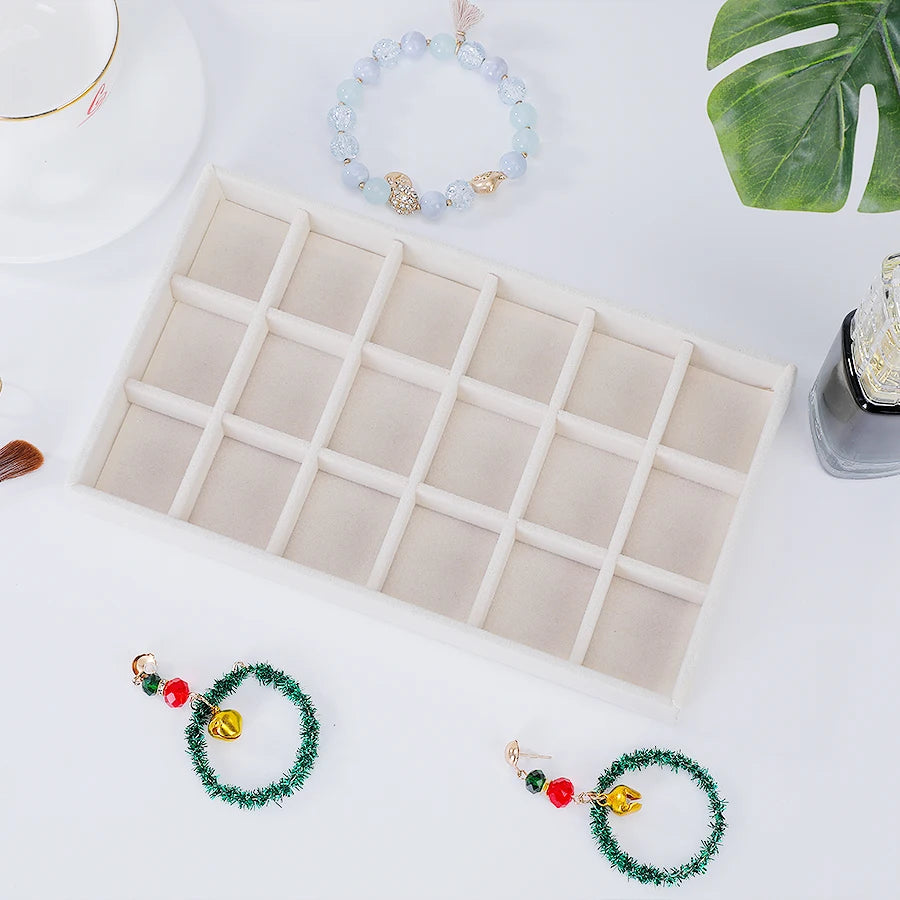 Plateau à Bijoux en Velours Beige – Organisateur Empilable pour Tiroir, Bagues, Bracelets et Boucles d'Oreilles, 9 Modèles de Compartiments