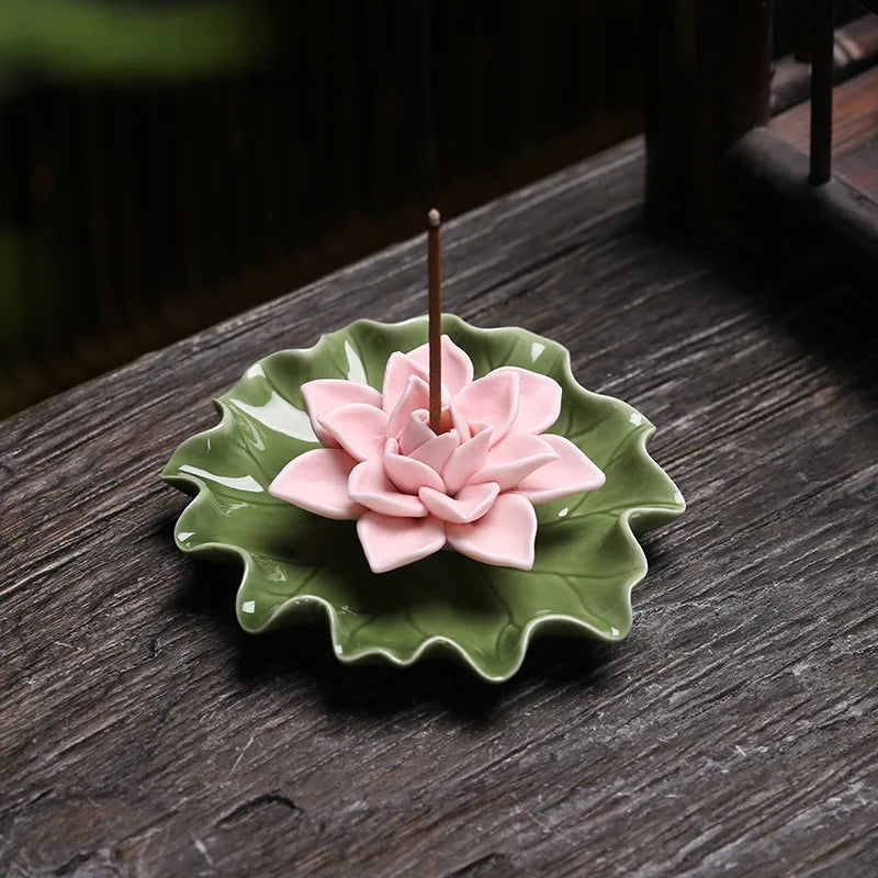 Porte-Encens Feuille de Lotus en Céramique – Fleur de Lotus Faite Main, 4 Modèles