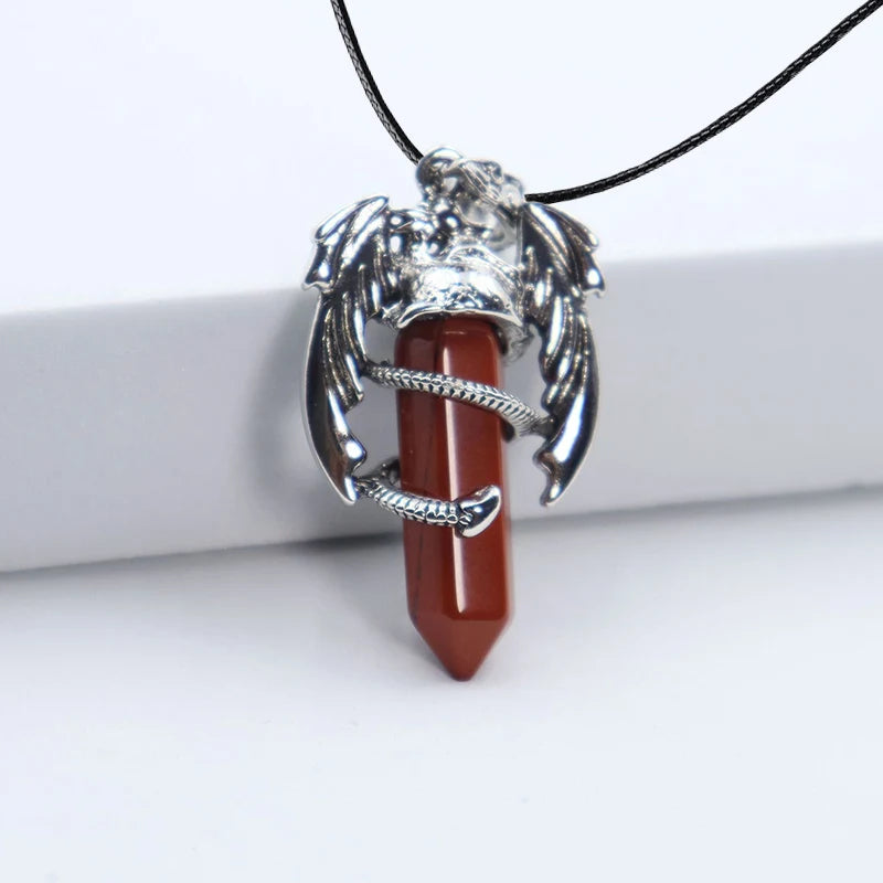 Collier Dragon et Pointe de Pierre Naturelle – Pendentif Vintage sur Cordon, 16 Pierres