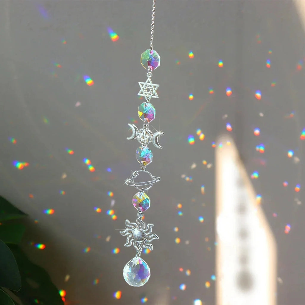 Attrape-Soleil en Cristal – Suspension Arc-en-Ciel à Prismes, Lune et Étoiles, 4 Modèles