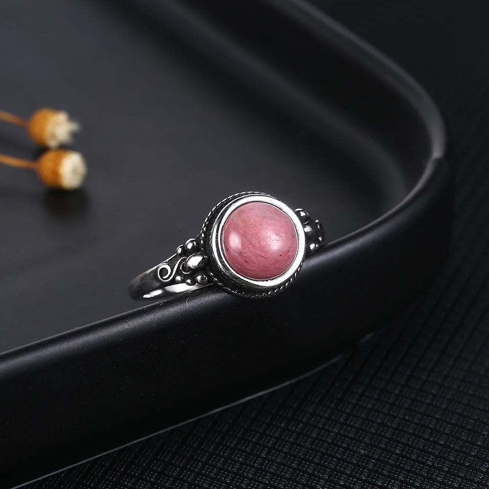 Bague Fine Ronde 8 mm en Pierre Naturelle – Monture Argentée Perlée, Labradorite, Pierre de Lune…