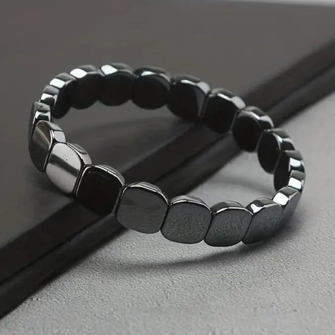 Bracelet Homme Hématite Perles Carrées Plates – Extensible, Noir Métallisé