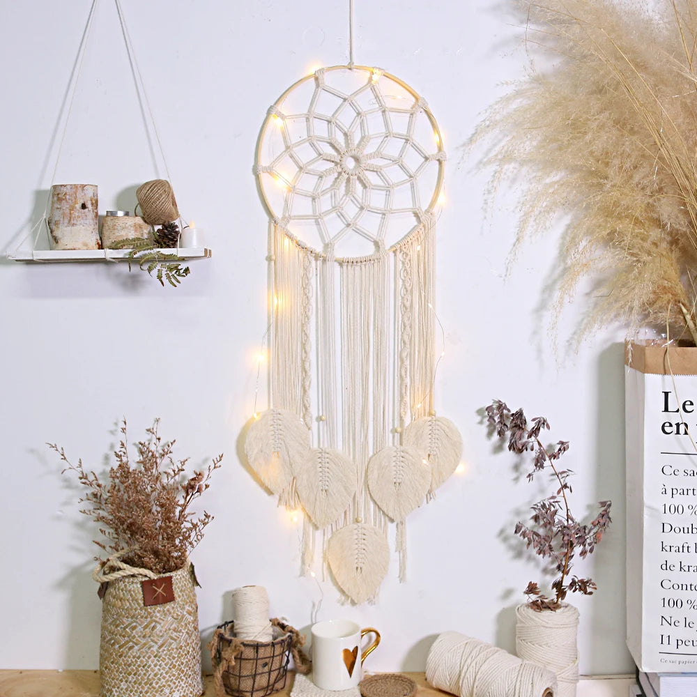 Grand Attrape-Rêves en Macramé à Feuilles – Tenture Murale Bohème Faite Main, 85 cm