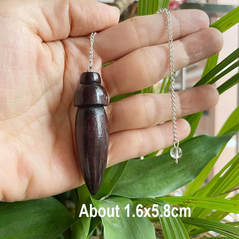 Pendule Égyptien en Bois Sombre Tourné – Pendule de Radiesthésie Karnak, Chaîne Simple ou 7 Chakras