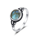Bague Fine Ronde 8 mm en Pierre Naturelle – Monture Argentée Perlée, Labradorite, Pierre de Lune…