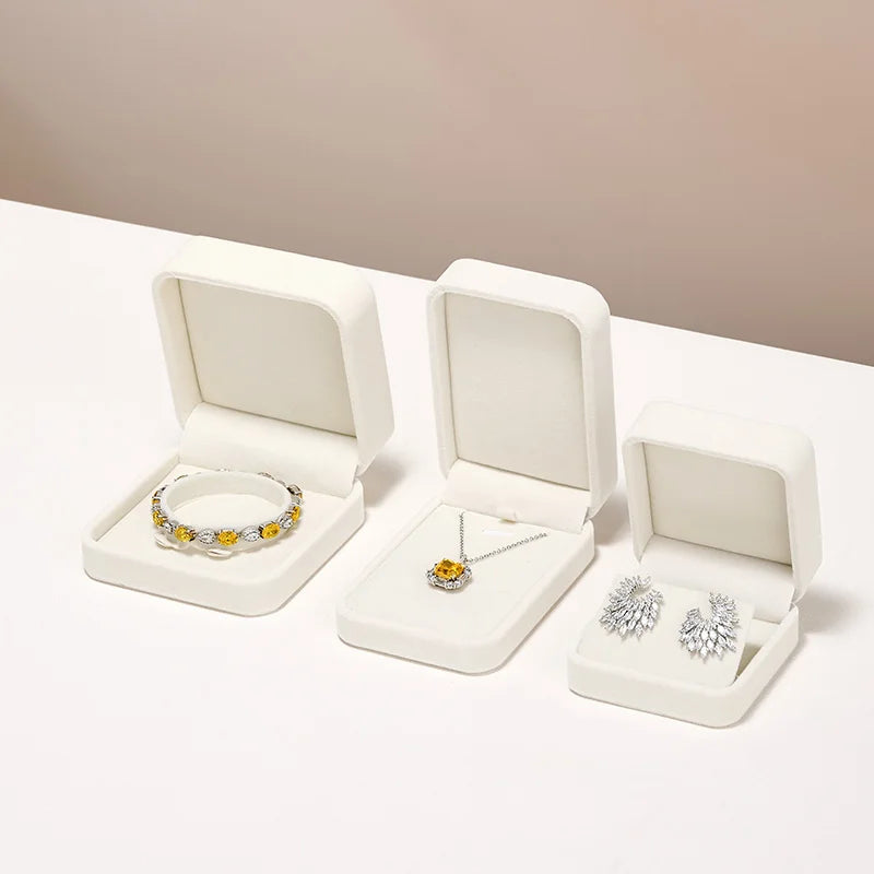 Écrin à Bijoux en Velours Blanc Crème – Boîte Cadeau pour Bague, Boucles d'Oreilles, Pendentif, Bracelet ou Long Collier, Idée Cadeau