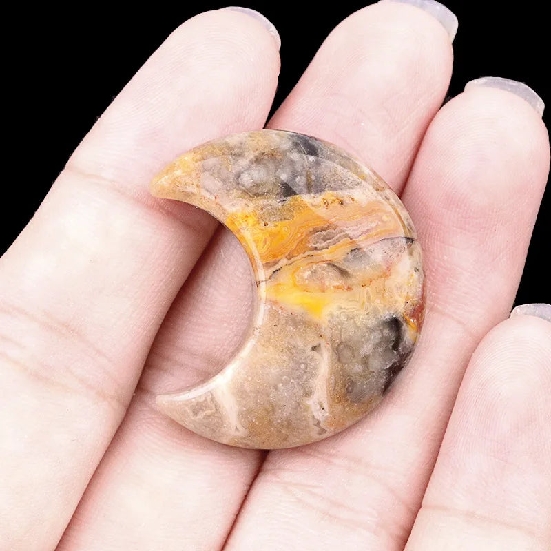 Croissant de Lune en Pierre Naturelle Sculptée 30 mm – Pierre de Poche, 22 Pierres au Choix