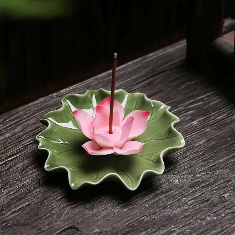 Porte-Encens Feuille de Lotus en Céramique – Fleur de Lotus Faite Main, 4 Modèles
