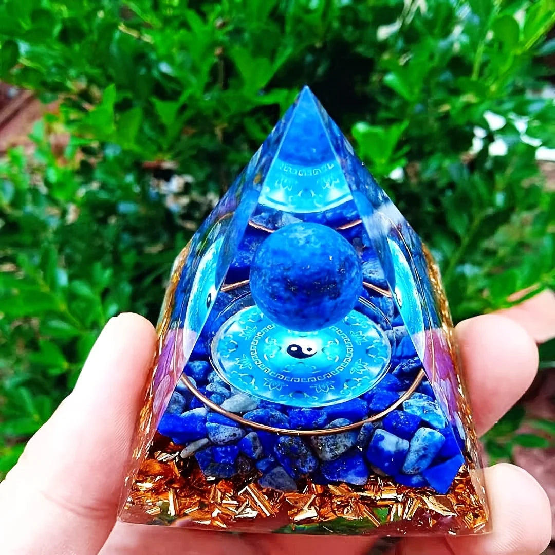 Pyramide d'Orgonite Lapis-Lazuli – Sphère et Symbole Yin Yang, Décoration de Chevet