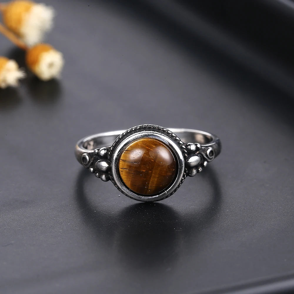 Bague Fine Ronde 8 mm en Pierre Naturelle – Monture Argentée Perlée, Labradorite, Pierre de Lune…