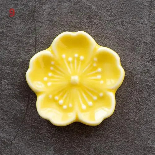 Porte-Encens Fleur de Cerisier en Céramique – Petit Support pour Bâtonnet, 13 Coloris