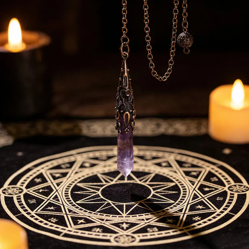 Pendule Divinatoire en Pierre Naturelle – Améthyste, Obsidienne ou Cristal de Roche, avec Chaînette