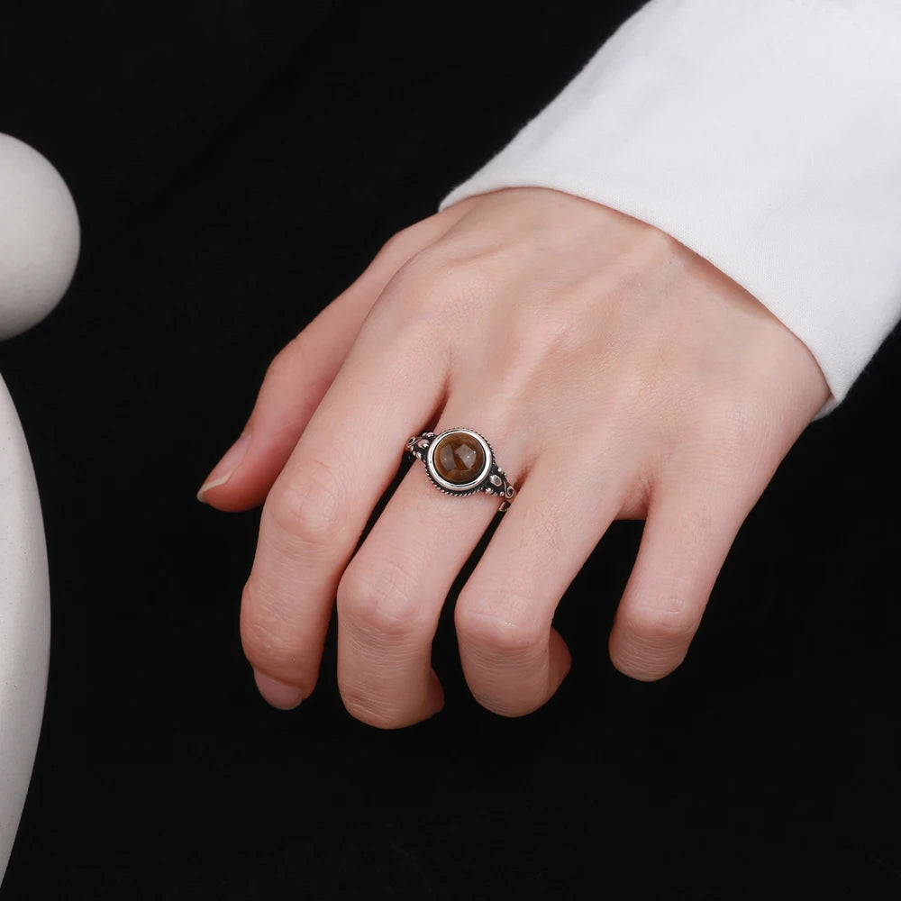 Bague Fine Ronde 8 mm en Pierre Naturelle – Monture Argentée Perlée, Labradorite, Pierre de Lune…