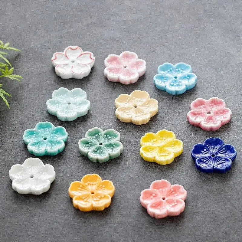 Porte-Encens Fleur de Cerisier en Céramique – Petit Support pour Bâtonnet, 13 Coloris