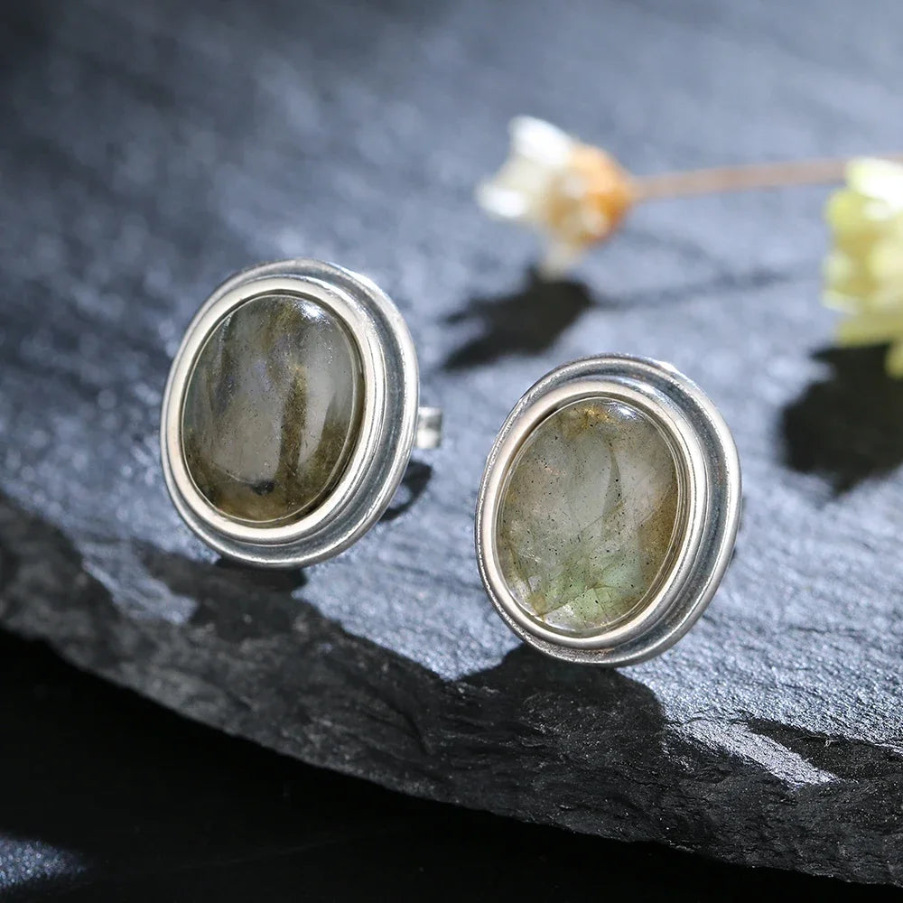 Clous d'Oreilles Ovales 8 x 10 mm en Pierre Naturelle – Labradorite, Cyanite ou Améthyste, Plaqué Argent