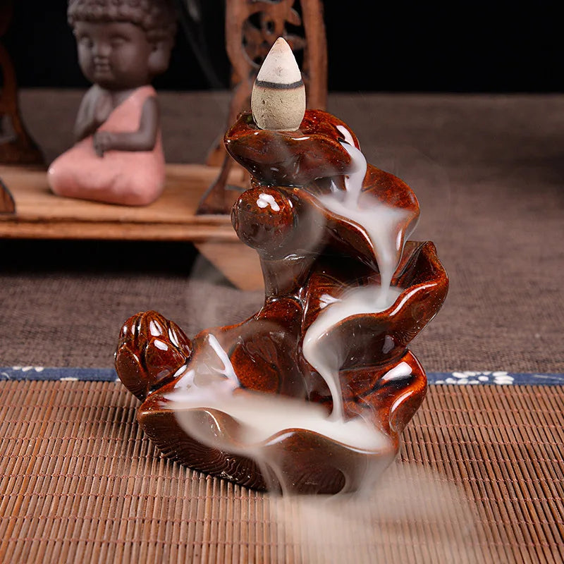 Brûleur d'Encens à Reflux Main de Bouddha et Lotus – Céramique Noire, Petit Modèle