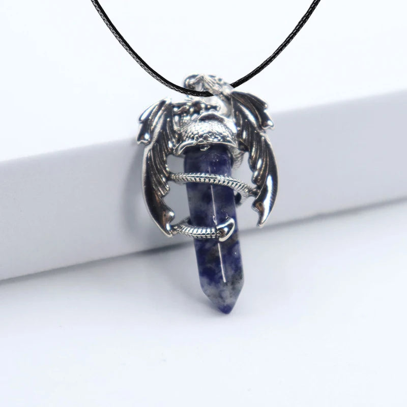 Collier Dragon et Pointe de Pierre Naturelle – Pendentif Vintage sur Cordon, 16 Pierres