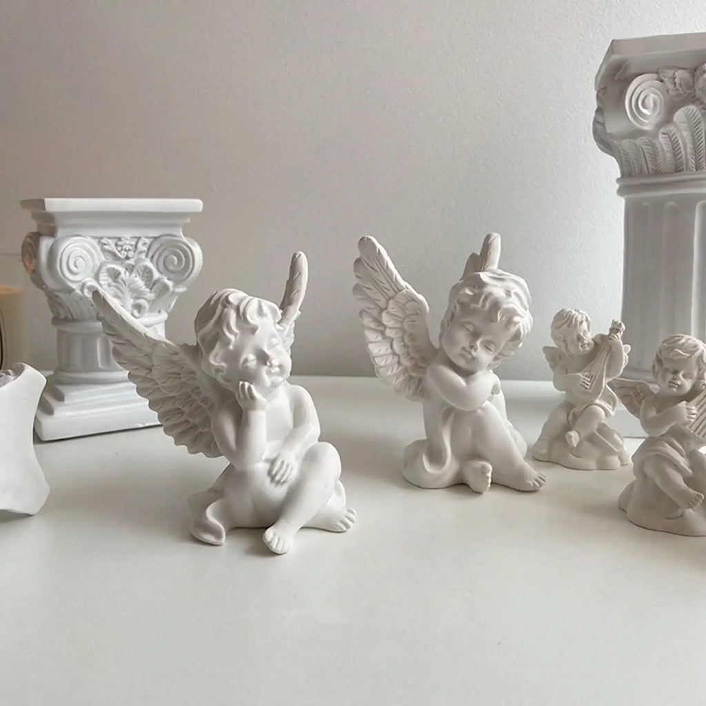 Figurine Chérubin en Résine Blanche – Ange Pensif aux Ailes, Décoration Classique, 2 Modèles
