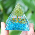 Pyramide d'Orgonite à Sphère de Pierre – 35 Modèles : Fleur de Vie, Lotus, Arbre de Vie, 7 Chakras