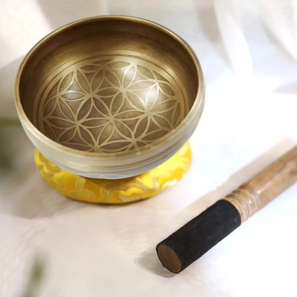 Coffret Bol Chantant Tibétain – Fleur de Vie, Œil Doré ou Motifs Porte-Bonheur, Coussin et Maillet