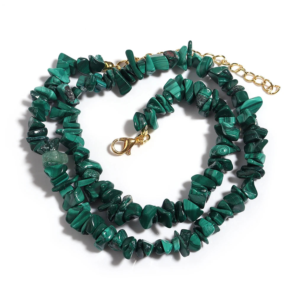 Collier Ras du Cou en Éclats de Pierres Naturelles – 16 Pierres au Choix, 43 cm