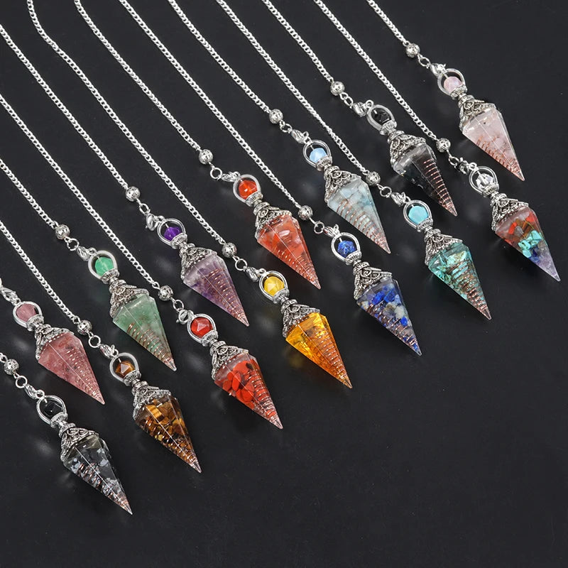 Pendule Cône en Orgonite aux Éclats de Pierres Naturelles – Monture Argent Vieilli, 10 Modèles