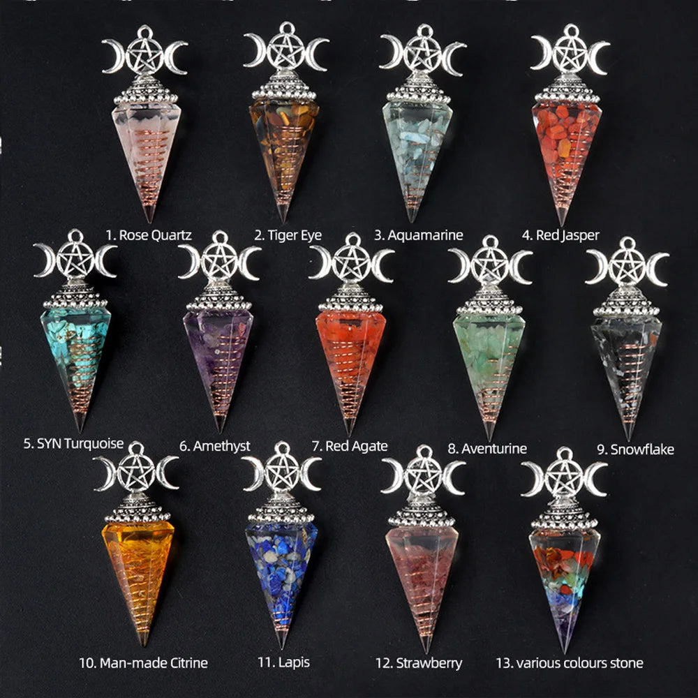 Pendule Triple Lune et Pentacle en Orgonite – Éclats de Pierres Naturelles, 8 Pierres au Choix