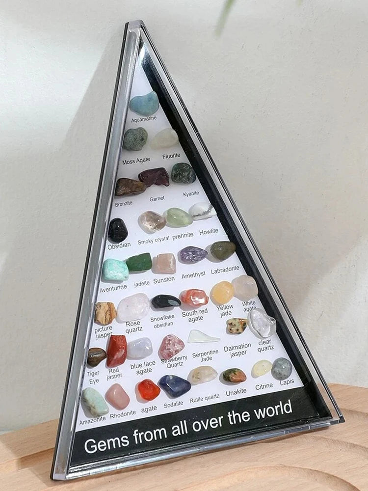 Cadre Pyramide de Collection – 36 Pierres et Minéraux du Monde Entier Étiquetés, 15 cm