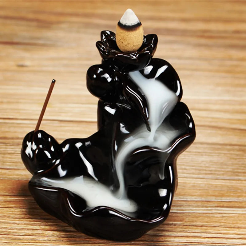 Brûleur d'Encens à Reflux Main de Bouddha et Lotus – Céramique Noire, Petit Modèle