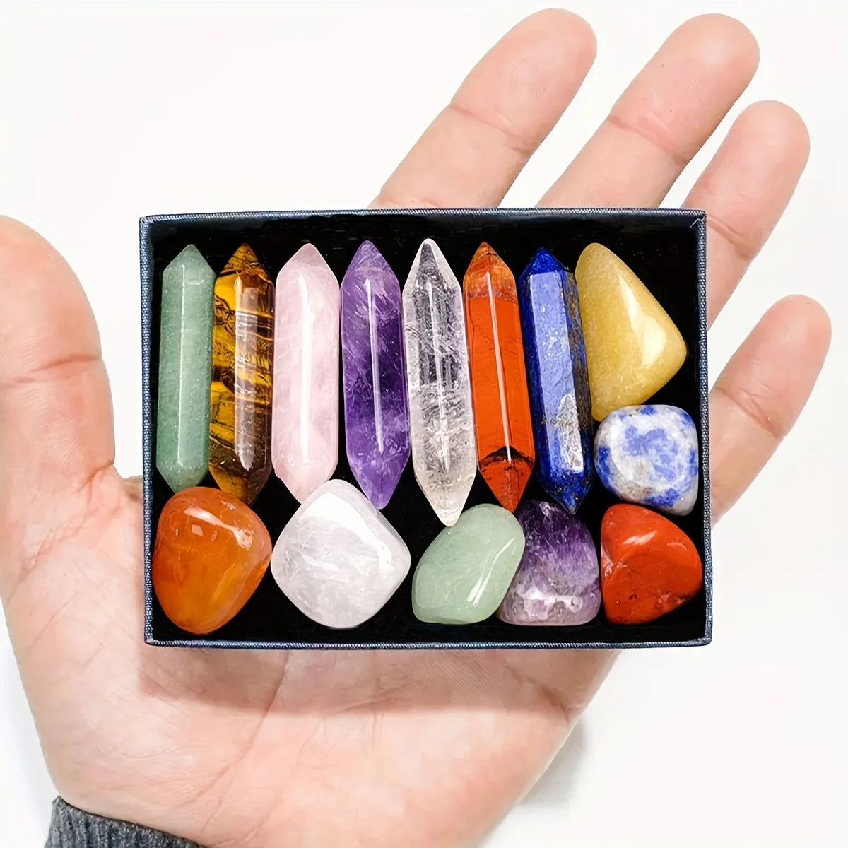 Coffret 14 Pierres 7 Chakras – 8 Pointes et 6 Pierres Roulées, Boîte Cadeau