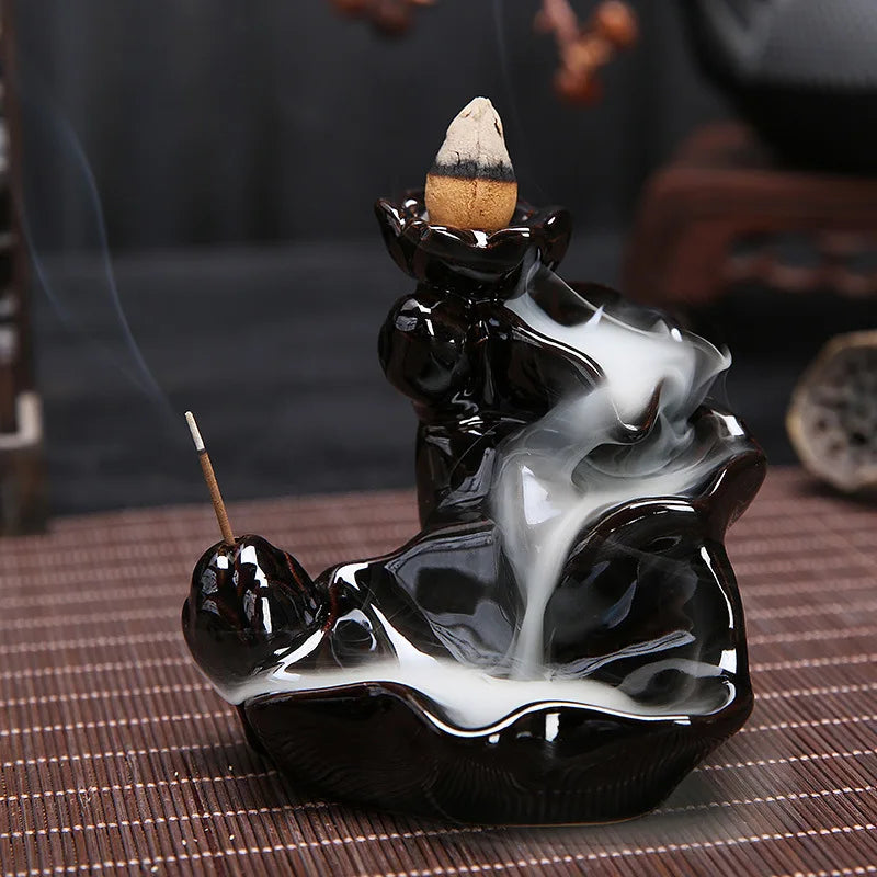 Brûleur d'Encens à Reflux Main de Bouddha et Lotus – Céramique Noire, Petit Modèle