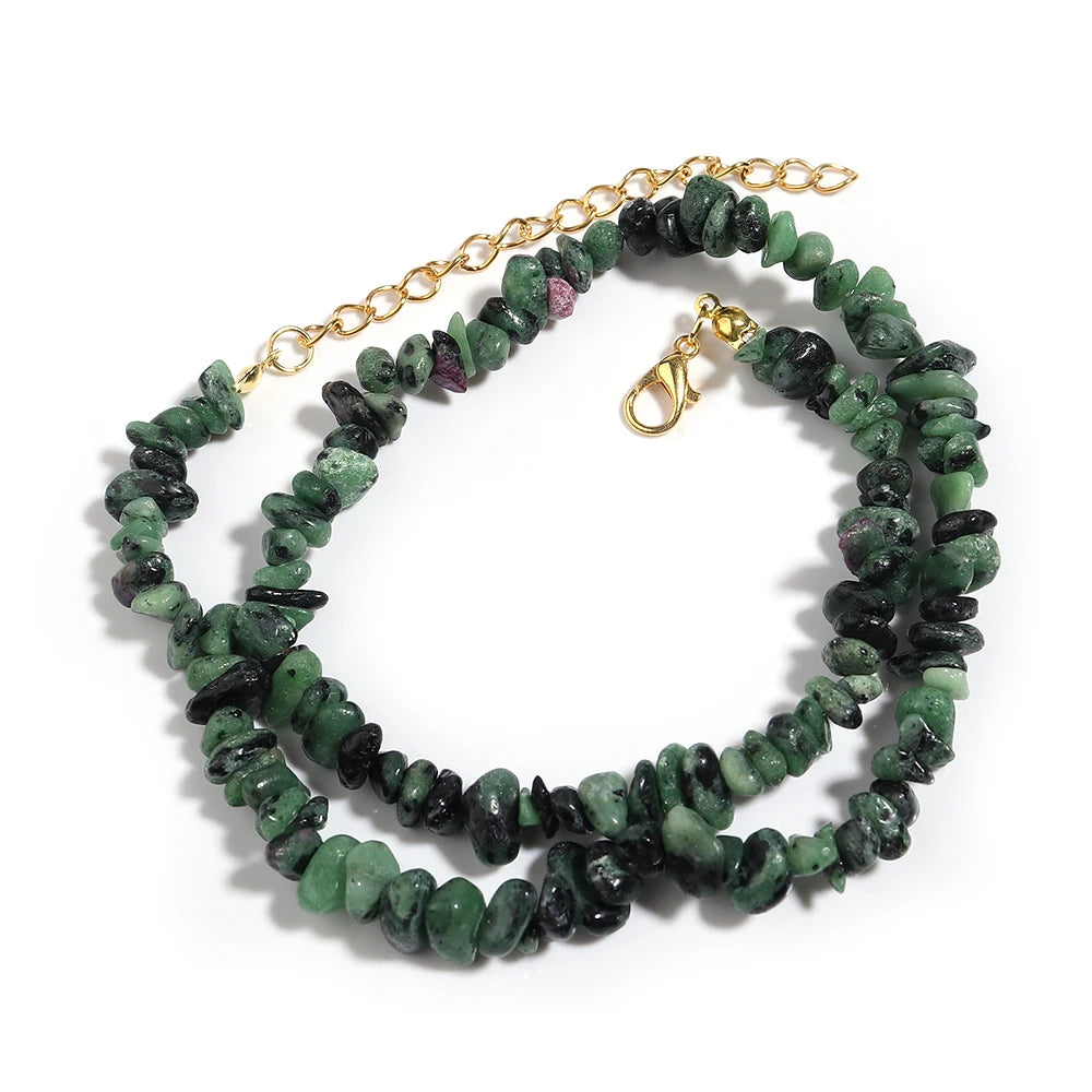 Collier Ras du Cou en Éclats de Pierres Naturelles – 16 Pierres au Choix, 43 cm