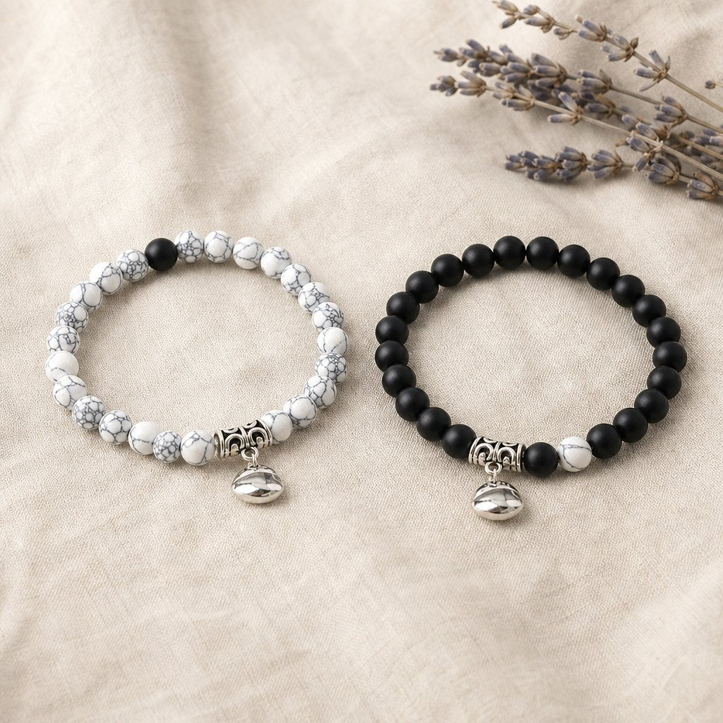 Duo de bracelets de couple en howlite et onyx