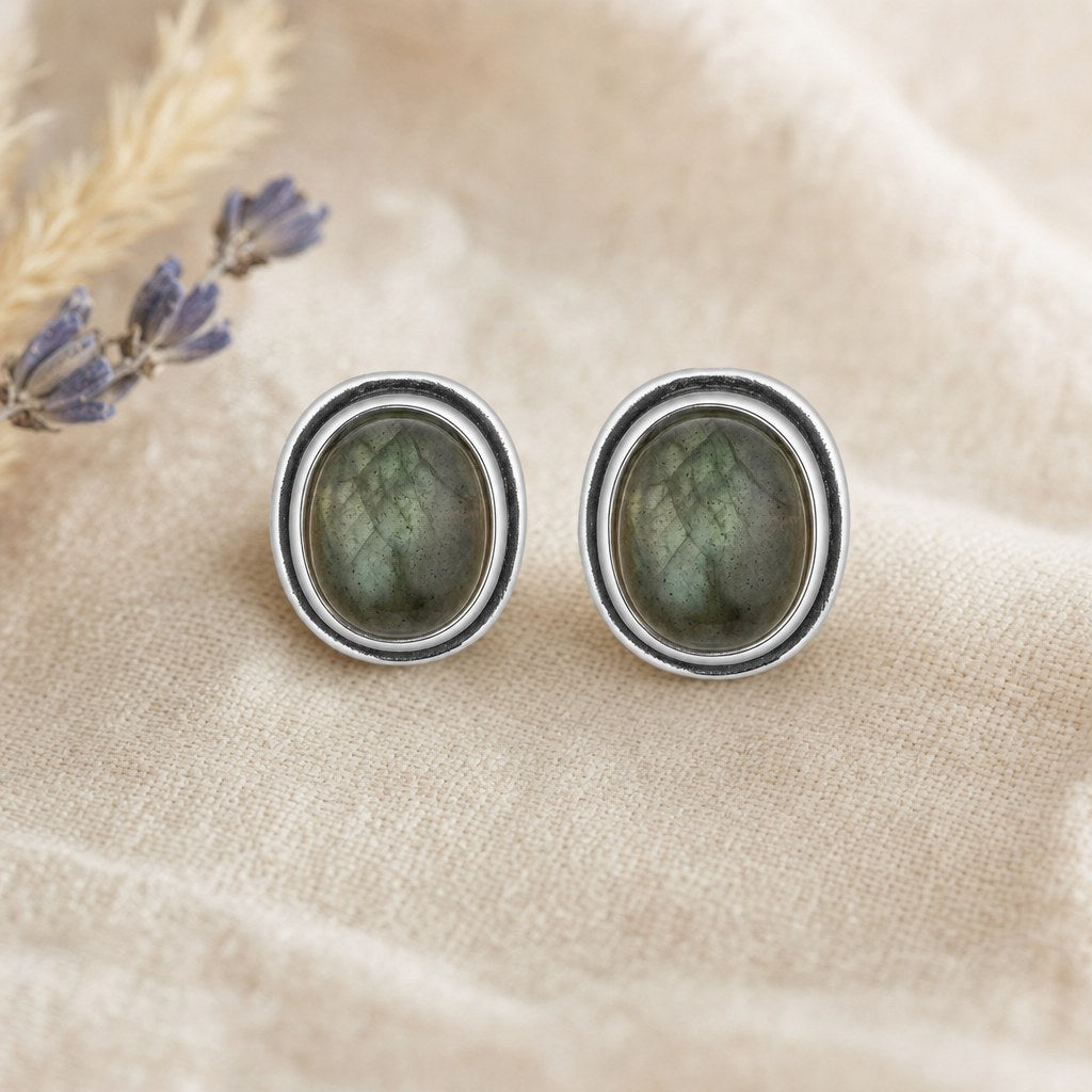 Clous d'Oreilles Ovales 8 x 10 mm en Pierre Naturelle Femme