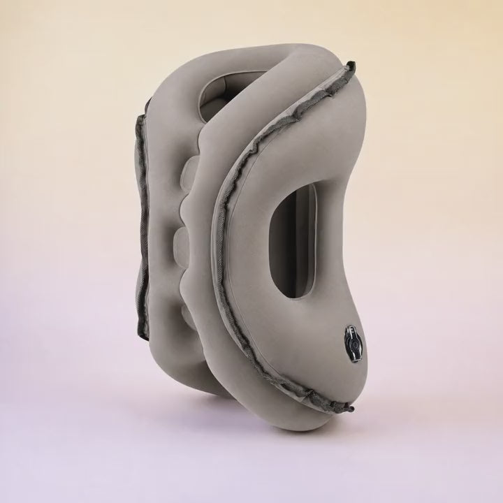 Rotation 3D : l'oreiller de sieste sous trois angles